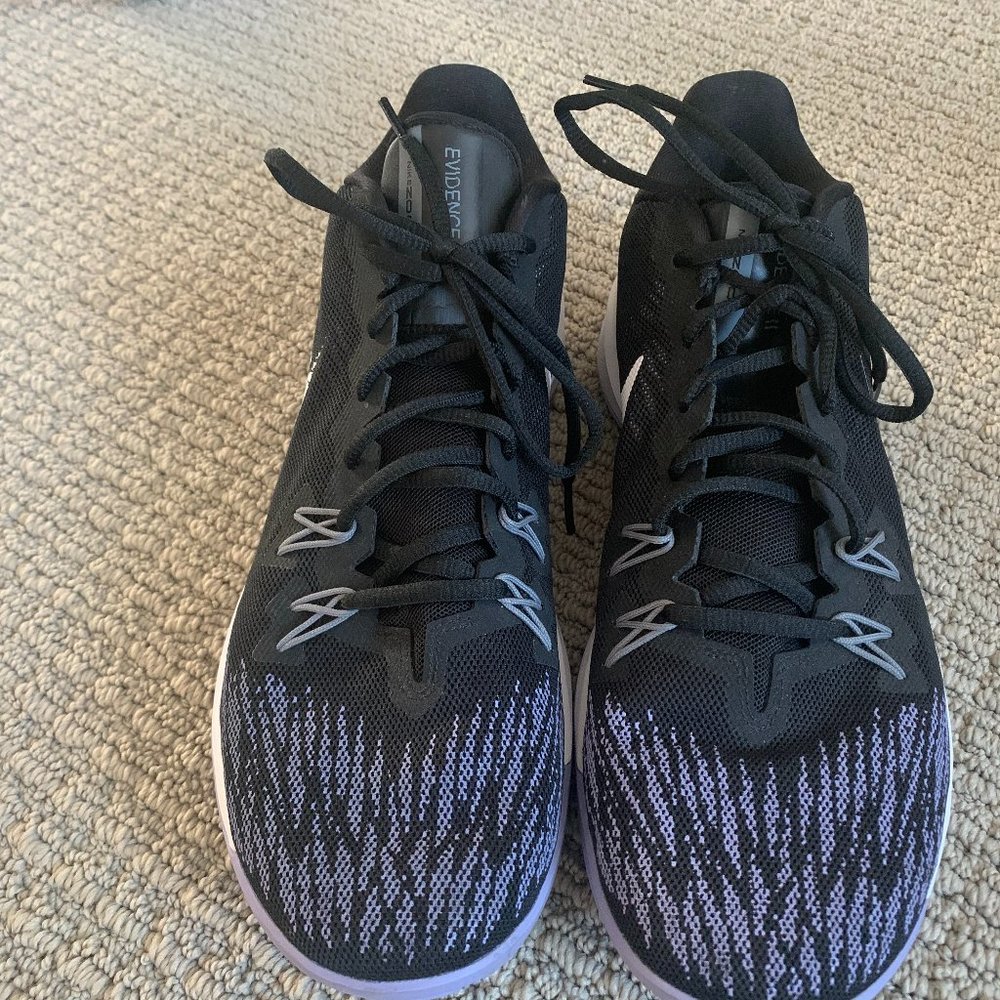 Evidence II 2 Nike Zoom